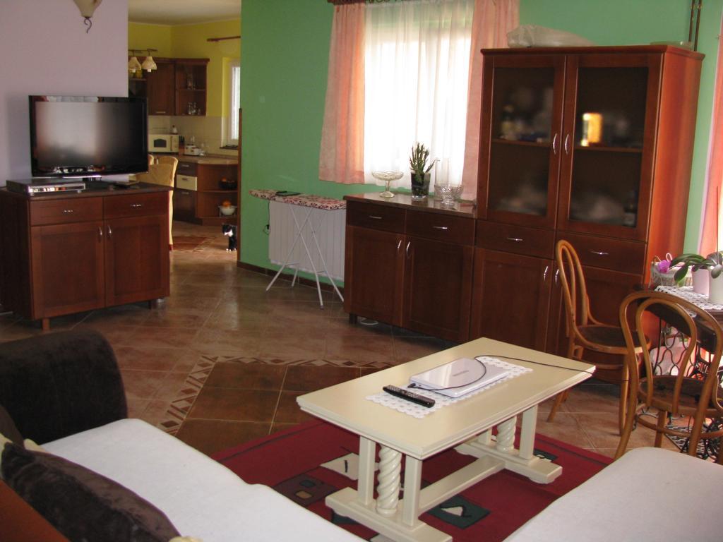 Apartment Megi Tribunj  Ngoại thất bức ảnh