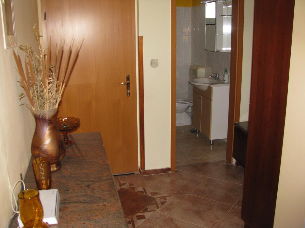 Apartment Megi Tribunj  Ngoại thất bức ảnh